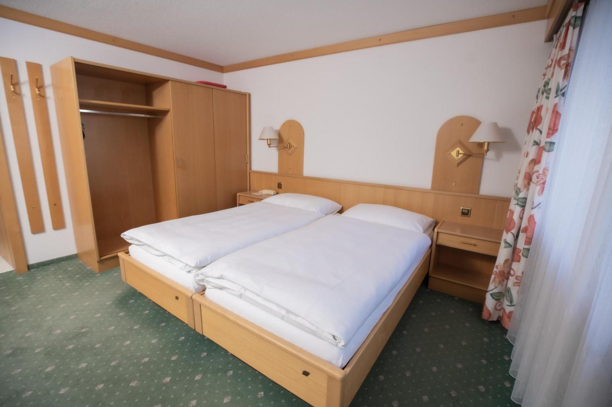 Hotel Alpenhof Saas-Almagell Zewnętrze zdjęcie