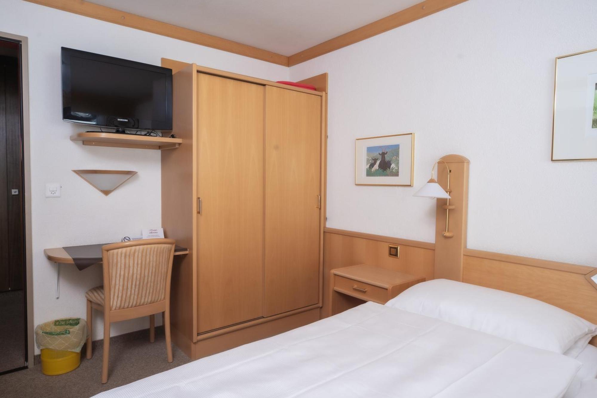 Hotel Alpenhof Saas-Almagell Zewnętrze zdjęcie